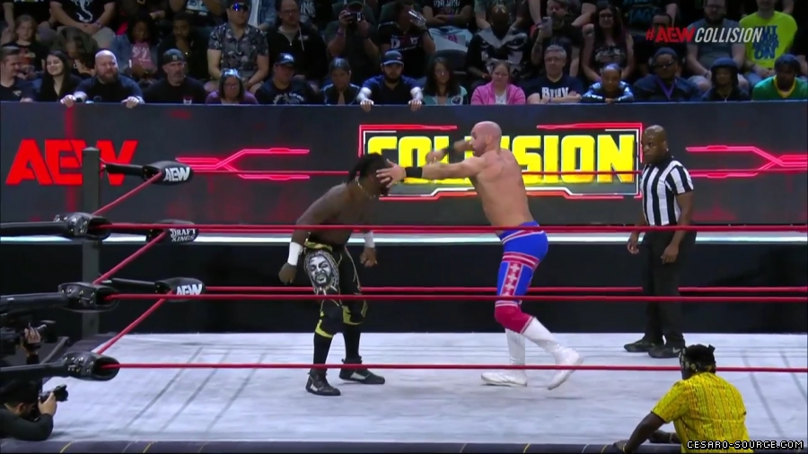 Claudio_Collision_mp42787~0.jpg