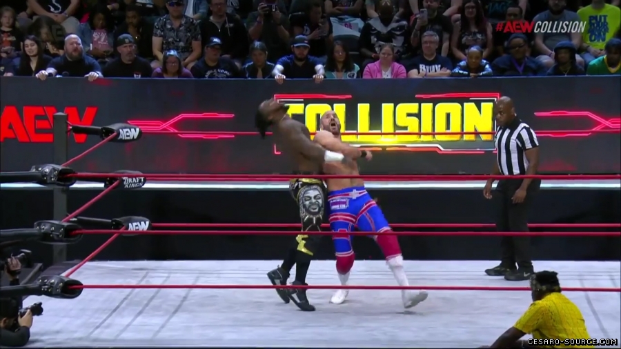 Claudio_Collision_mp42788~0.jpg