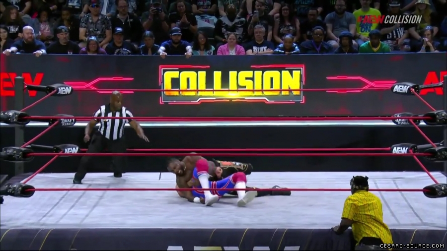 Claudio_Collision_mp42799~0.jpg