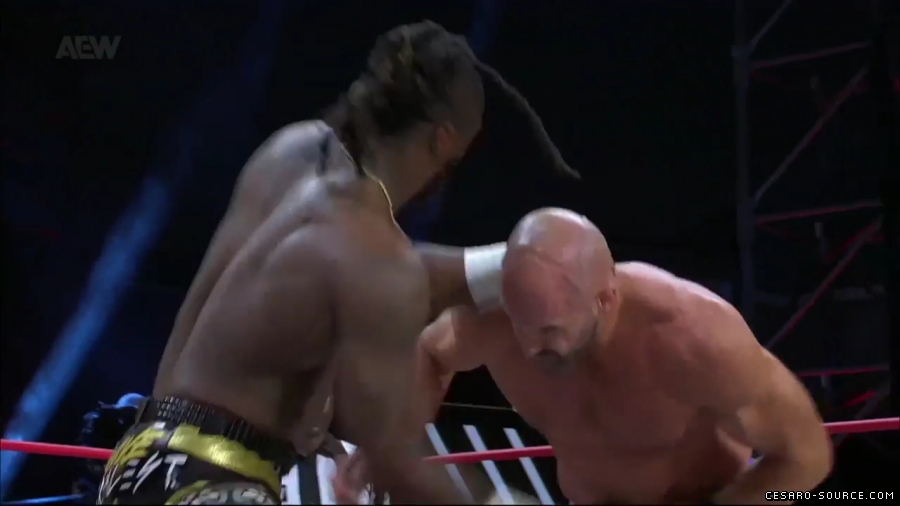 Claudio_Collision_mp42960~0.jpg