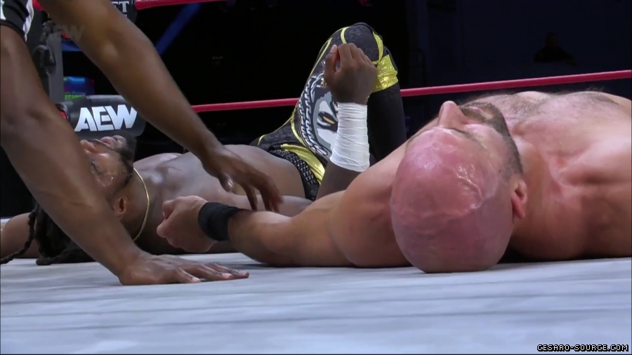 Claudio_Collision_mp42977~0.jpg