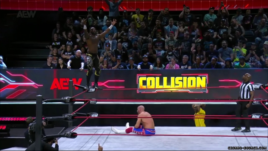 Claudio_Collision_mp43025~0.jpg