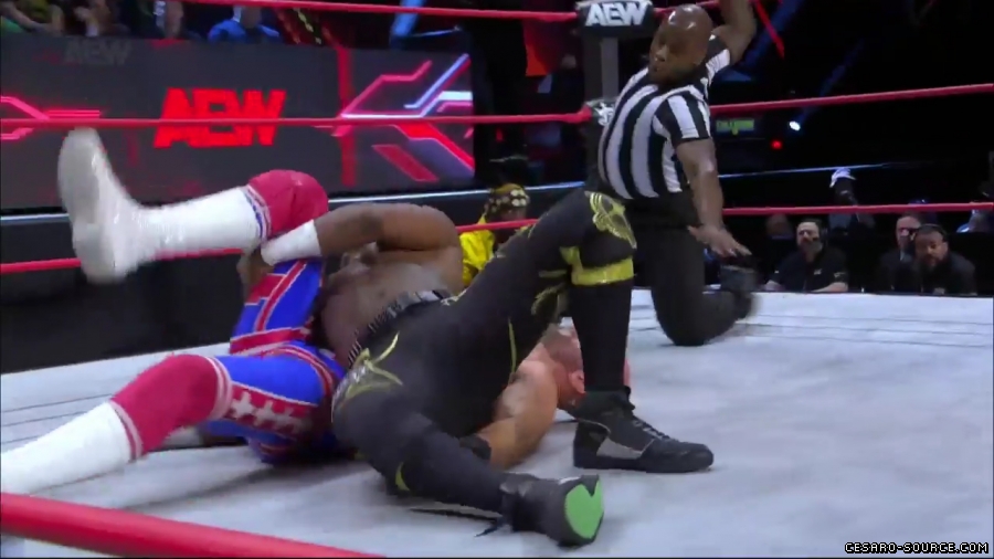 Claudio_Collision_mp43032.jpg