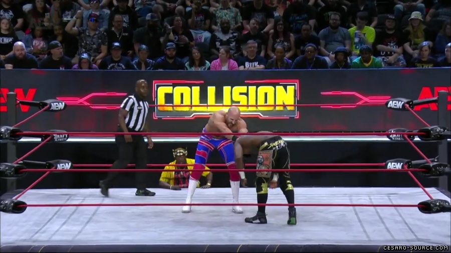 Claudio_Collision_mp43204.jpg