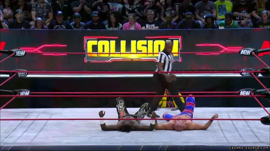 Claudio_Collision_mp43216.jpg