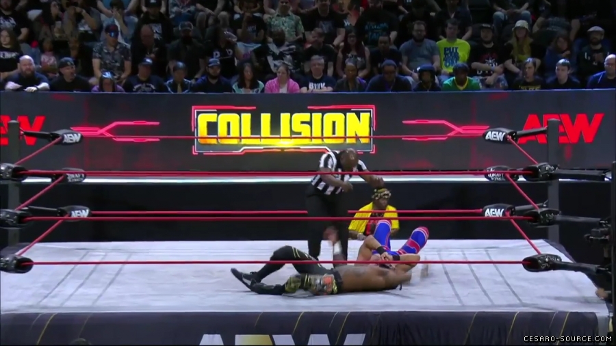 Claudio_Collision_mp43224.jpg