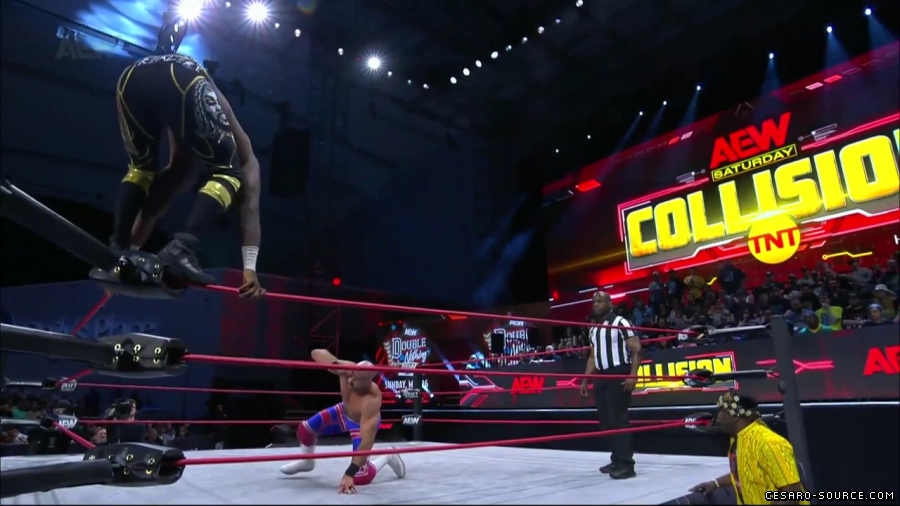Claudio_Collision_mp43248.jpg