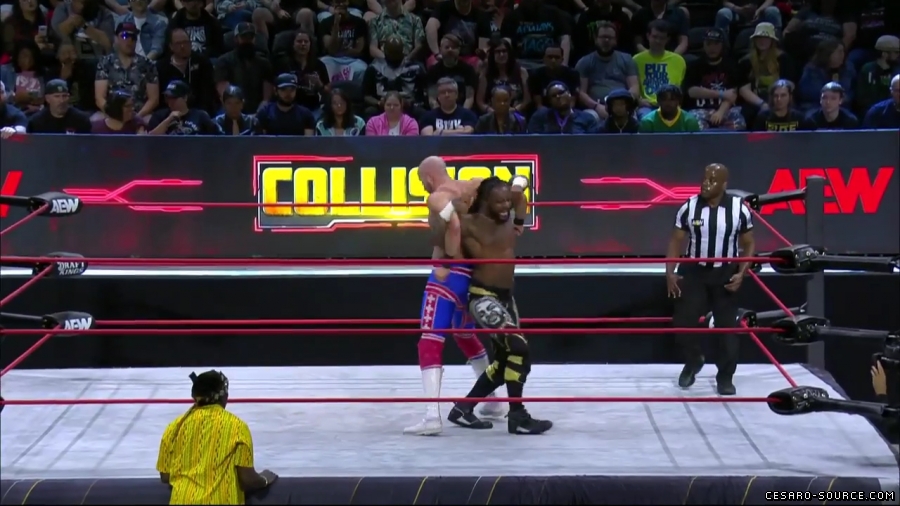 Claudio_Collision_mp43311.jpg
