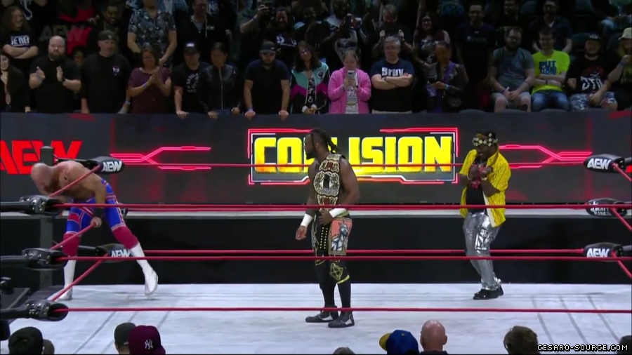 Claudio_Collision_mp43474.jpg