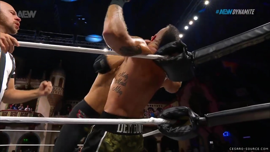 Claudio_Dynamite_mp40100~2.jpg