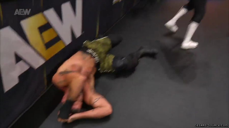 Claudio_Dynamite_mp40357~2.jpg