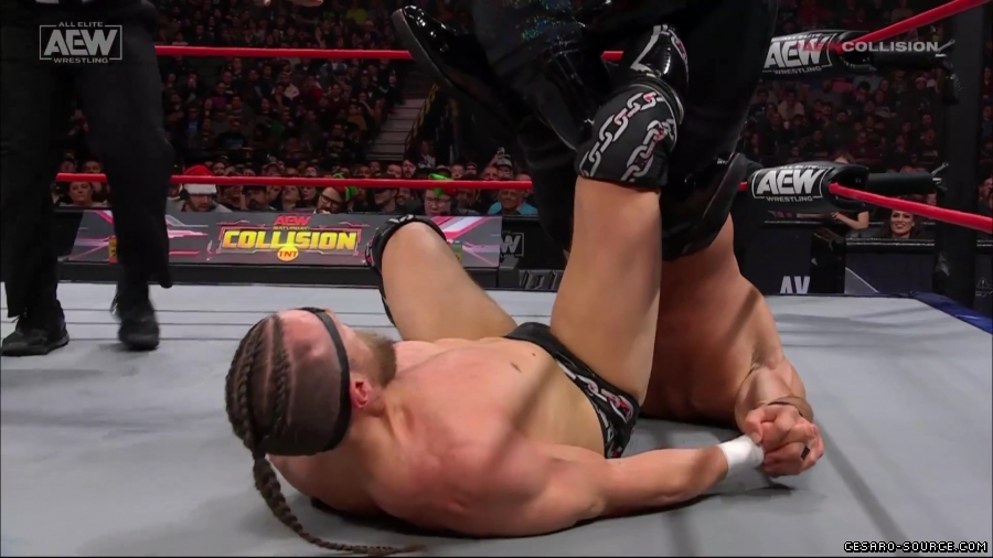 Collision_Dec_23rd_mp417982.jpg