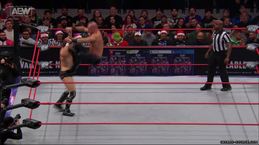 Collision_Dec_23rd_mp418004.jpg