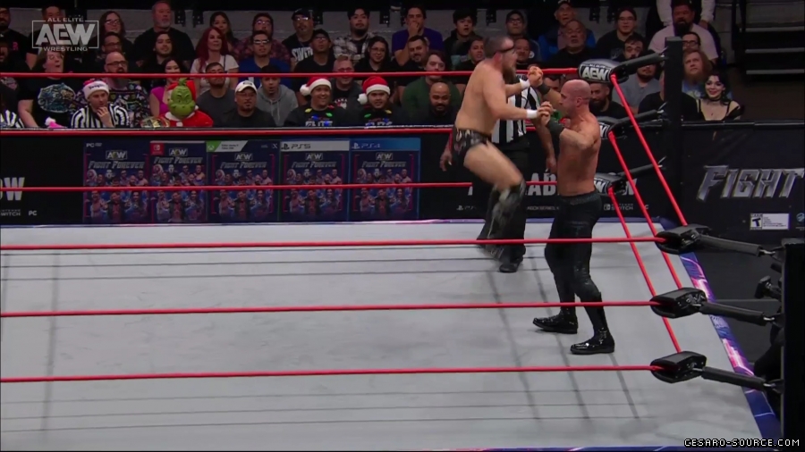 Collision_Dec_23rd_mp418009.jpg
