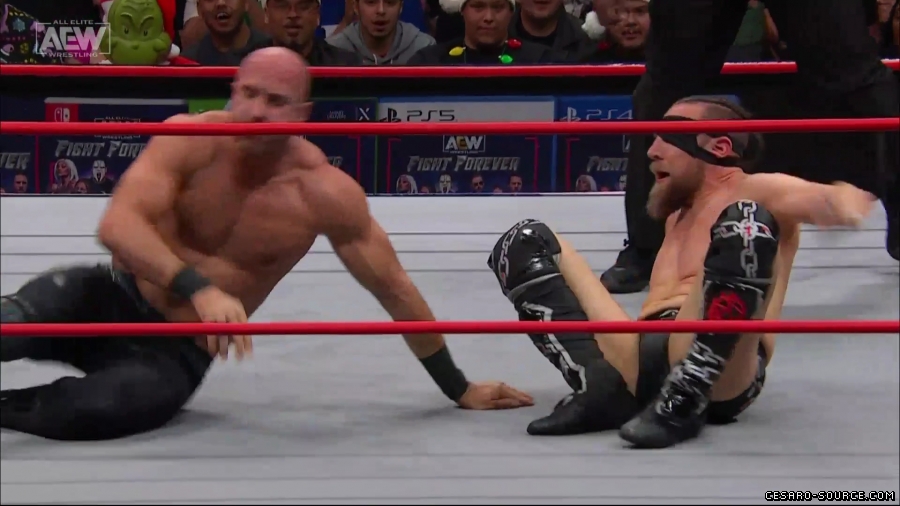 Collision_Dec_23rd_mp418023.jpg