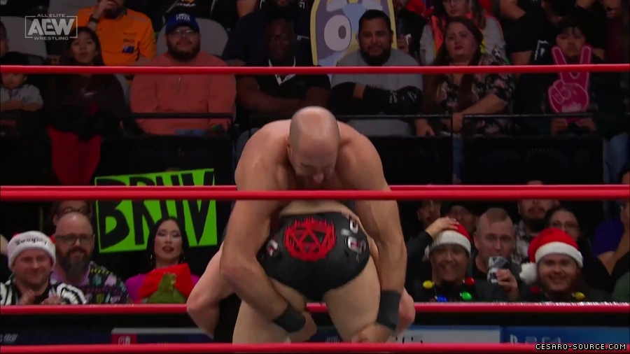 Collision_Dec_23rd_mp418076.jpg