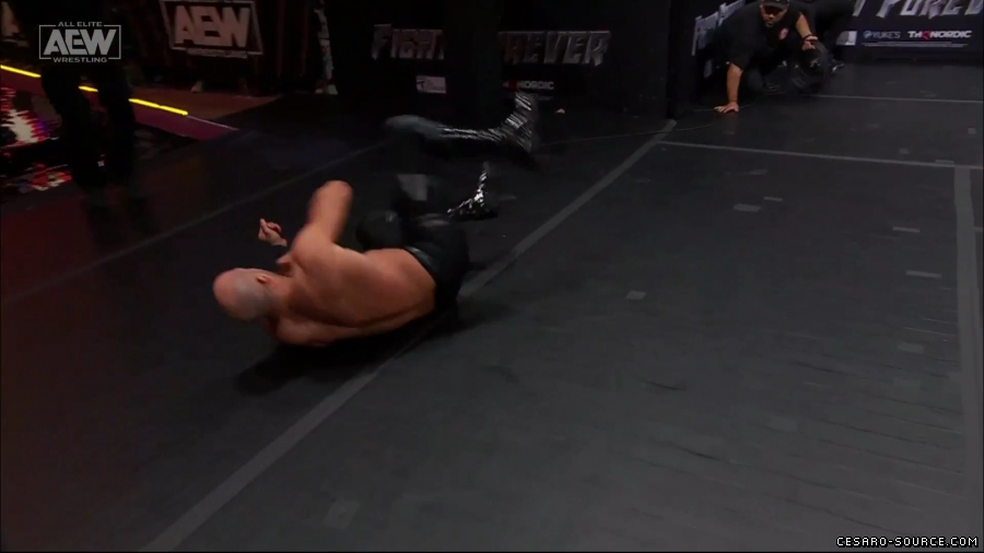 Collision_Dec_23rd_mp418146.jpg