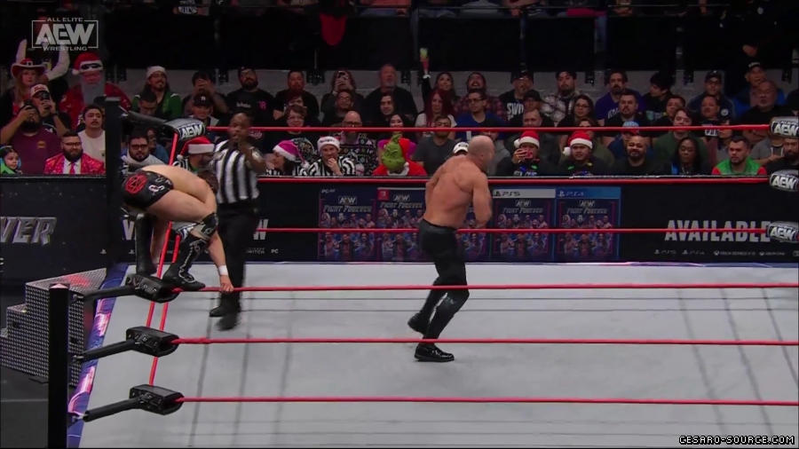Collision_Dec_23rd_mp418203.jpg