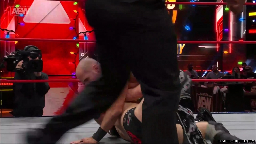 Collision_Dec_23rd_mp418216.jpg