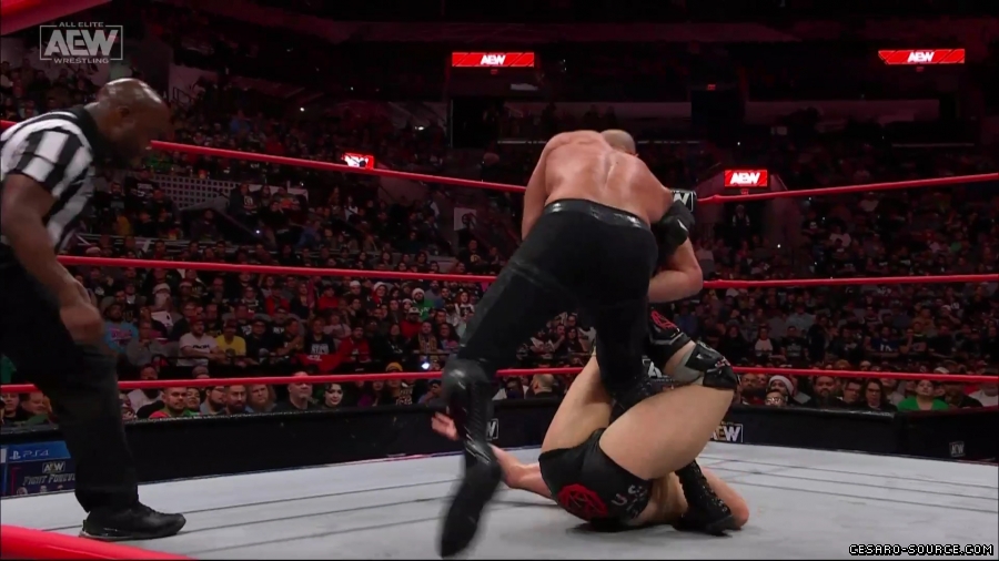 Collision_Dec_23rd_mp418323.jpg