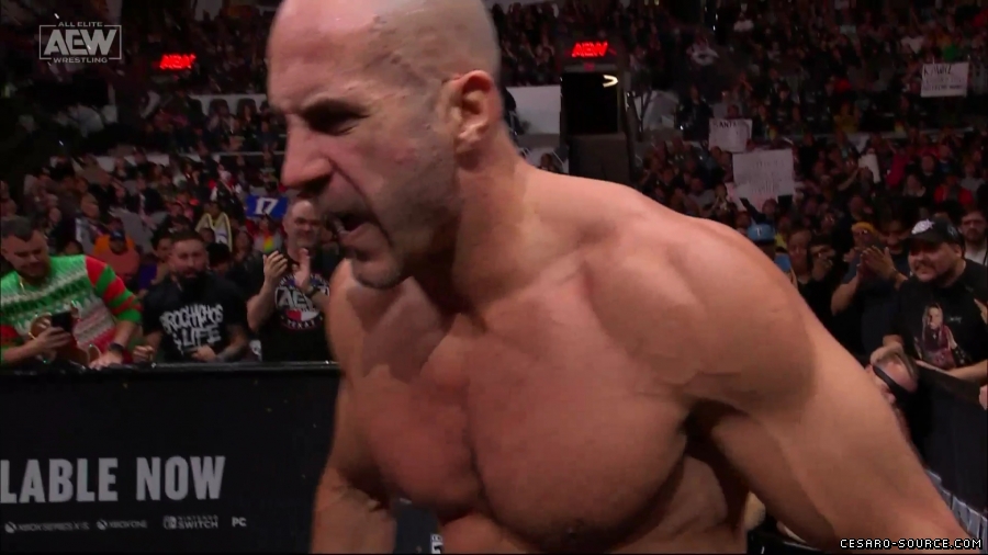 Collision_Dec_23rd_mp418361.jpg