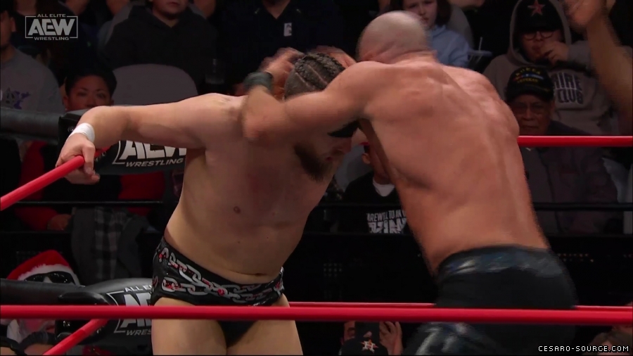 Collision_Dec_23rd_mp418460.jpg