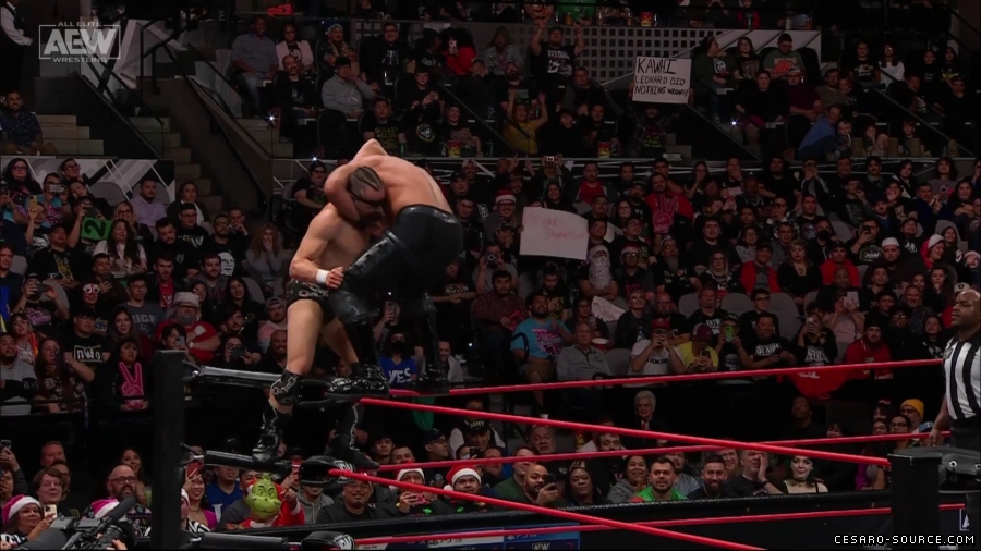 Collision_Dec_23rd_mp418507.jpg