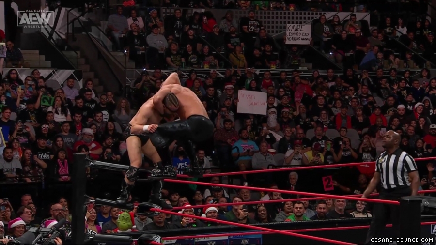 Collision_Dec_23rd_mp418510.jpg