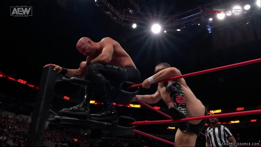 Collision_Dec_23rd_mp418541.jpg