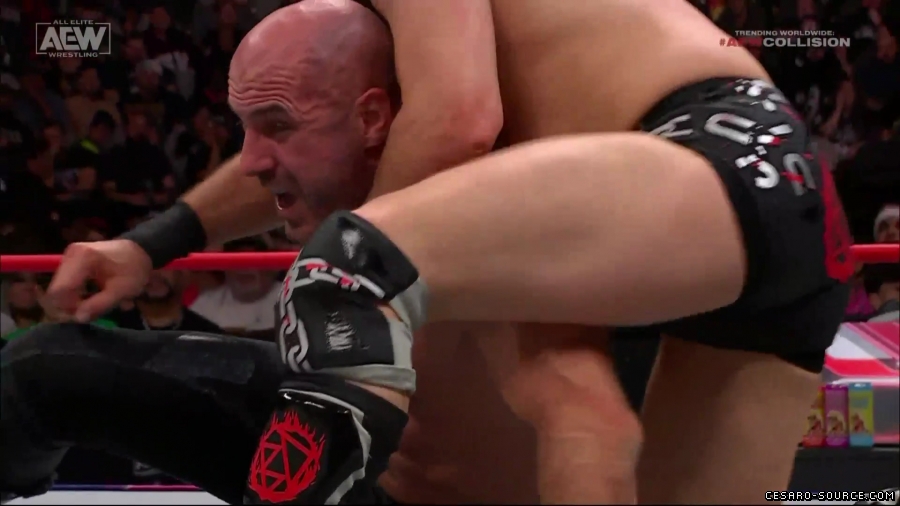 Collision_Dec_23rd_mp418576.jpg