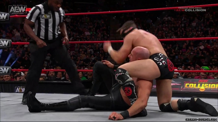 Collision_Dec_23rd_mp418584.jpg