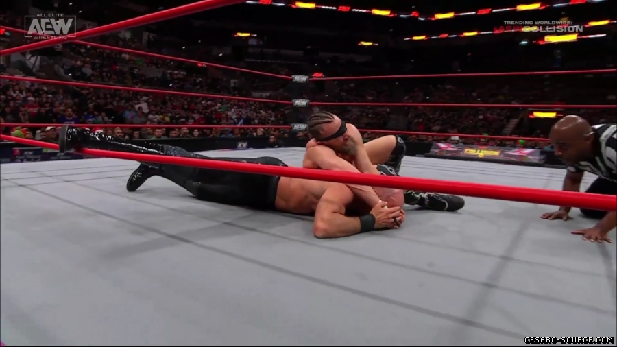 Collision_Dec_23rd_mp418614.jpg