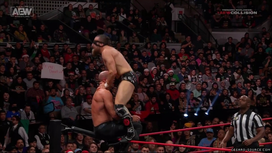 Collision_Dec_23rd_mp418650.jpg