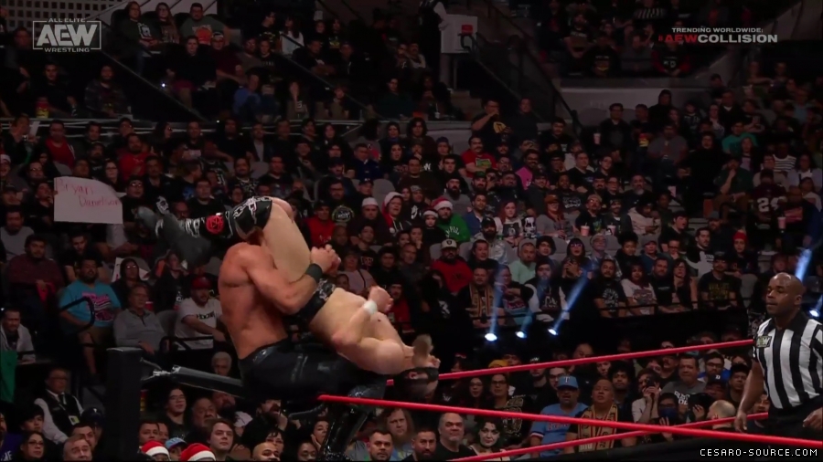 Collision_Dec_23rd_mp418651.jpg