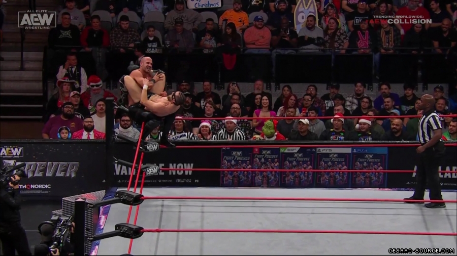 Collision_Dec_23rd_mp418654.jpg