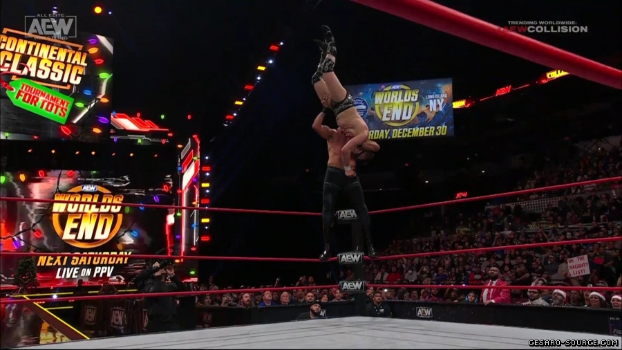 Collision_Dec_23rd_mp418665.jpg