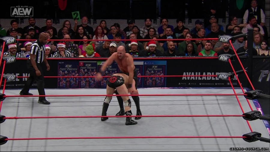 Collision_Dec_23rd_mp418789.jpg