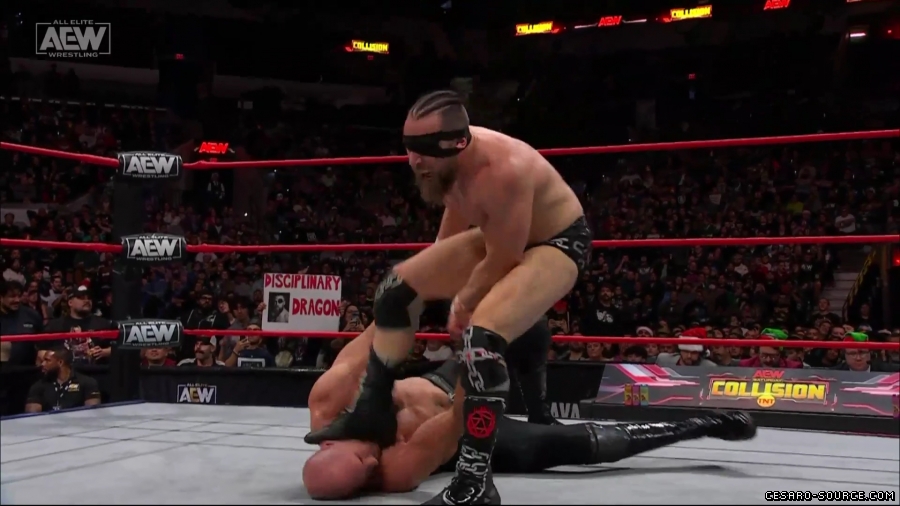 Collision_Dec_23rd_mp418815.jpg