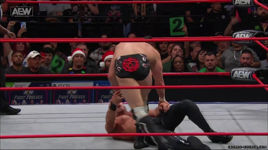 Collision_Dec_23rd_mp418816.jpg