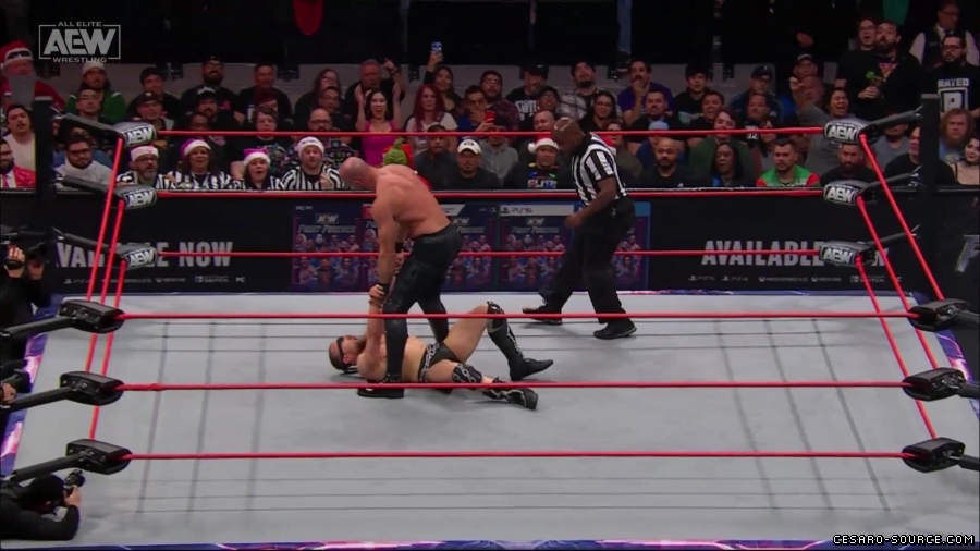 Collision_Dec_23rd_mp418825.jpg