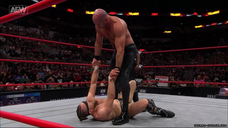 Collision_Dec_23rd_mp418827.jpg