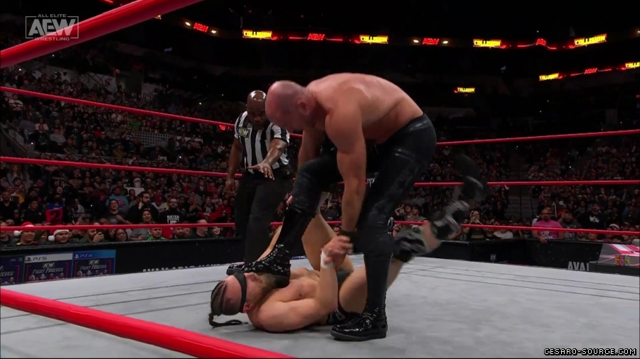 Collision_Dec_23rd_mp418832.jpg