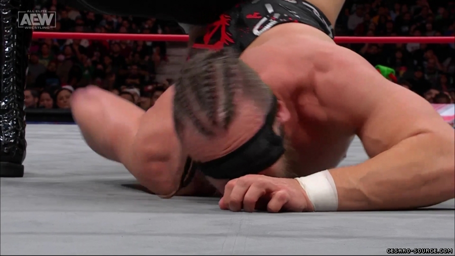 Collision_Dec_23rd_mp418888.jpg