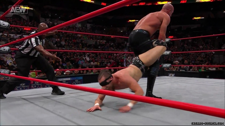 Collision_Dec_23rd_mp418893.jpg