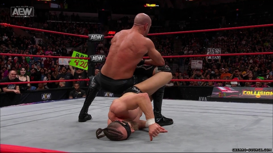 Collision_Dec_23rd_mp418925.jpg