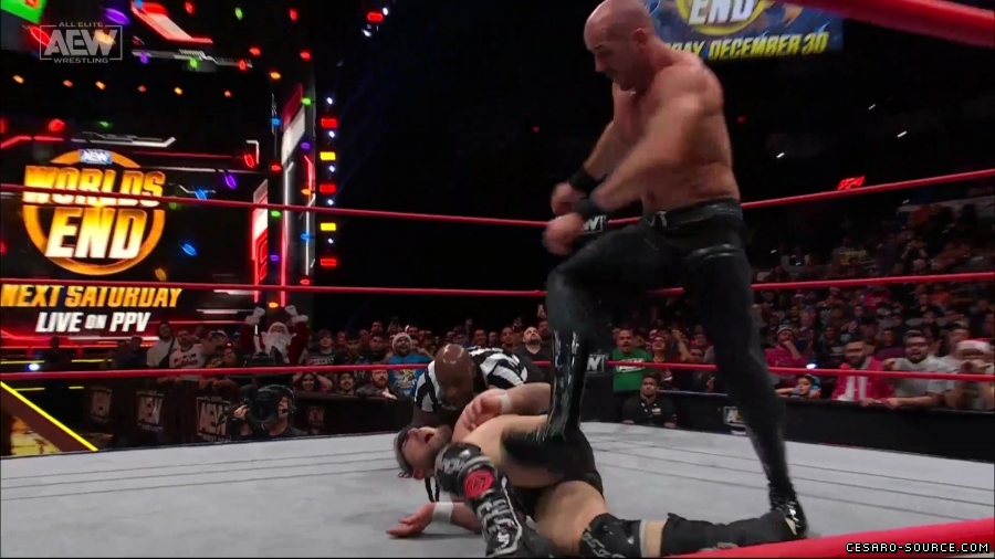 Collision_Dec_23rd_mp418930.jpg