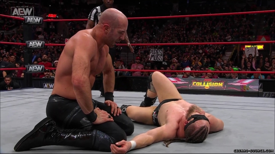 Collision_Dec_23rd_mp418964.jpg