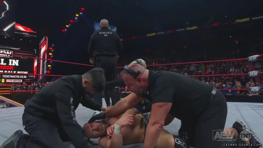Collision_Dec_9th_mp44514.jpg