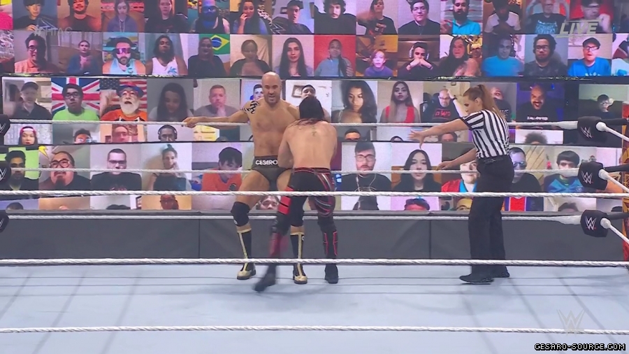 HIAC_Cesaro_mp40083.jpg