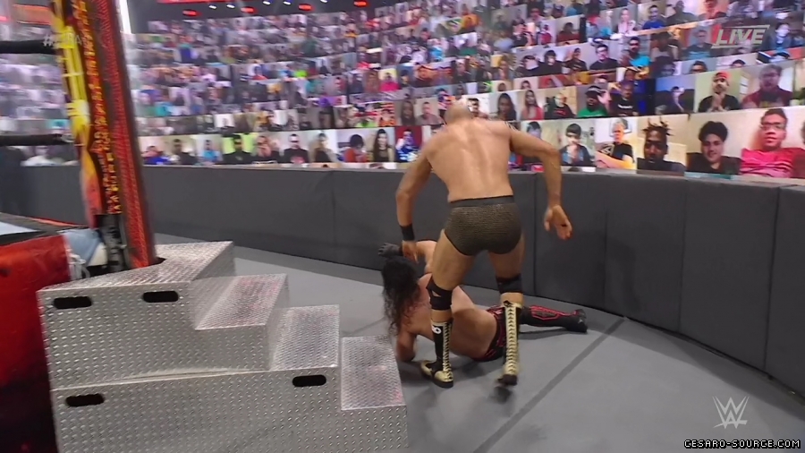 HIAC_Cesaro_mp40140.jpg